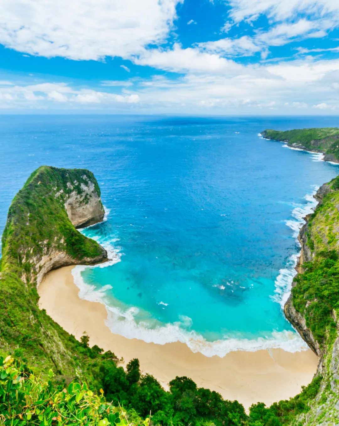 Kelingking Beach on Nusa Penida, Bali